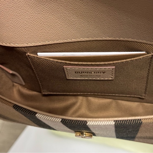 Burberry Ls New Hampshire chestnut beige bag - Picture 3 of 4
